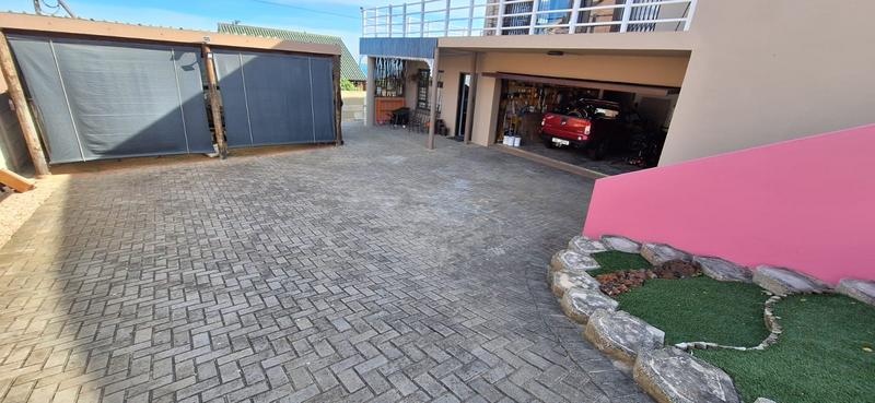 4 Bedroom Property for Sale in Dana Bay Western Cape